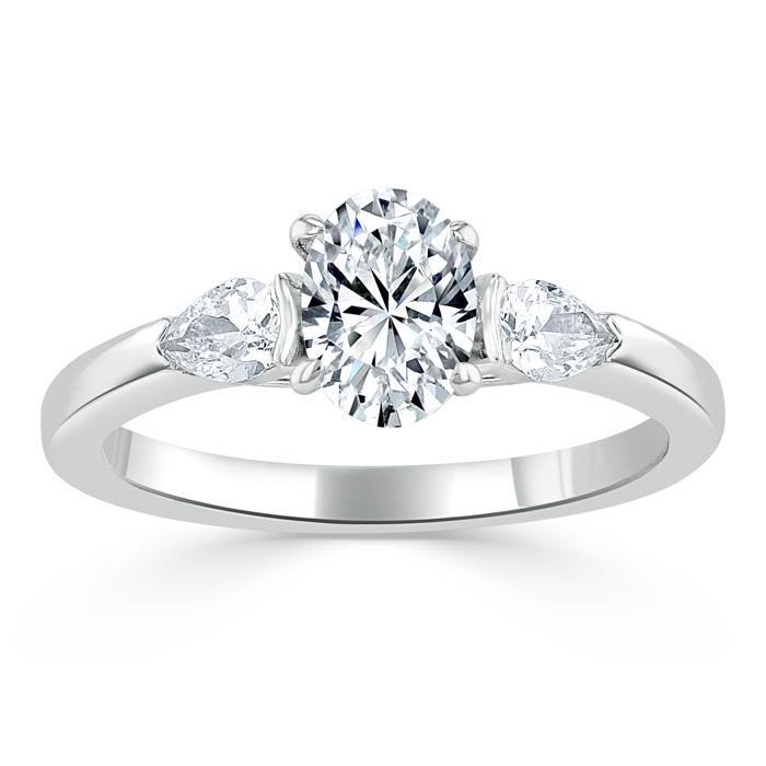 Oval Cut Moissanite 3 Stone Engagement Ring